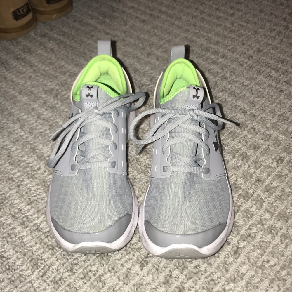 Under Armor Drift Sneaker